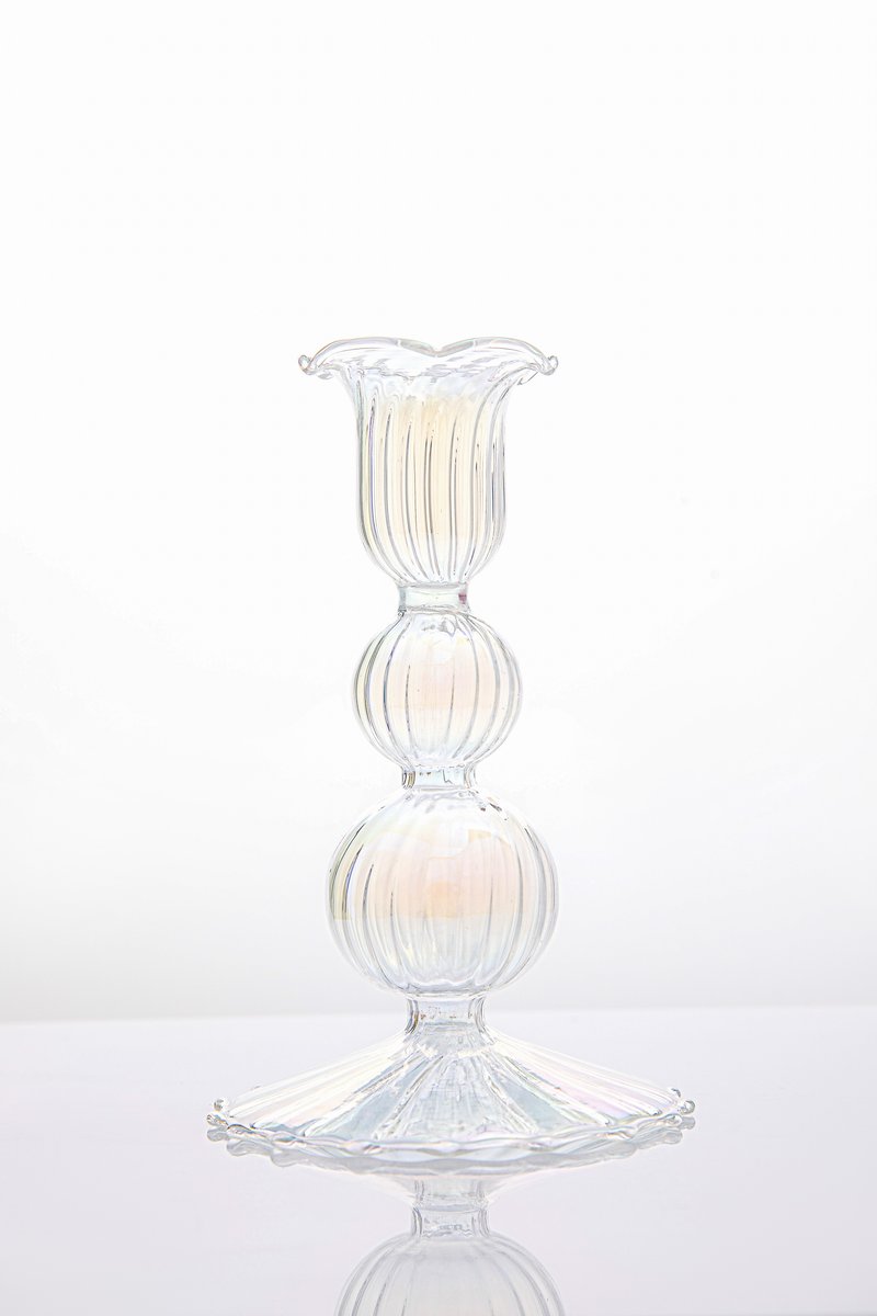 Скляний підсвічник сфери на ніжці
Скляний підсвічник сфери на ніжці