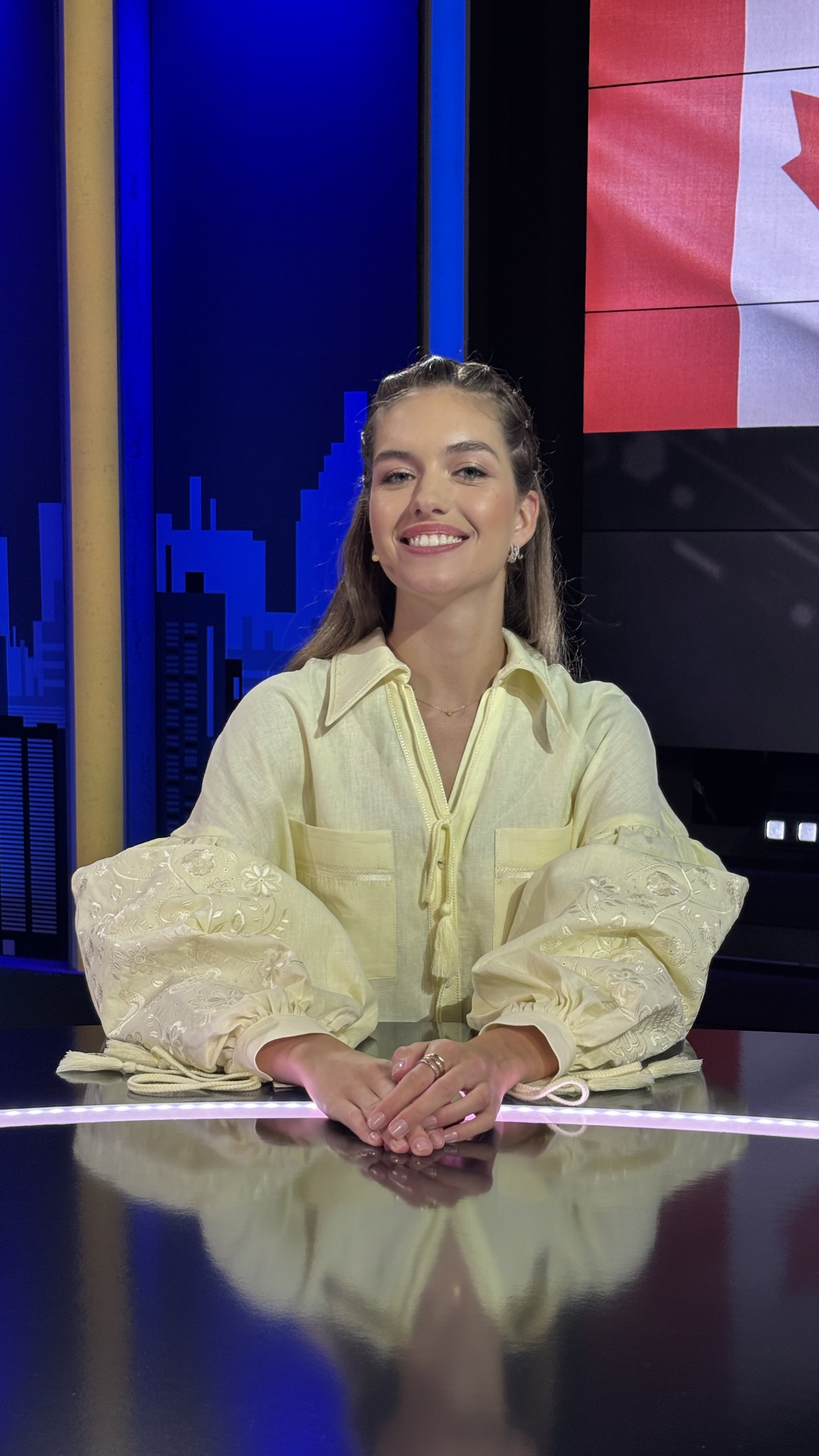 Олександра Кучеренко у віишиванці з колекції GEPUR X Svarga