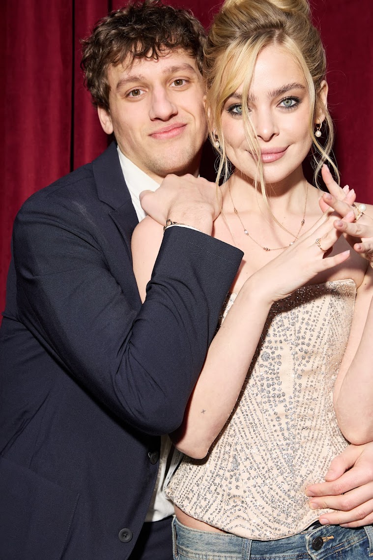 Корсетний топ з блискітками від Gepur у фотосесії мережі "Золотий Вік" - фото 3