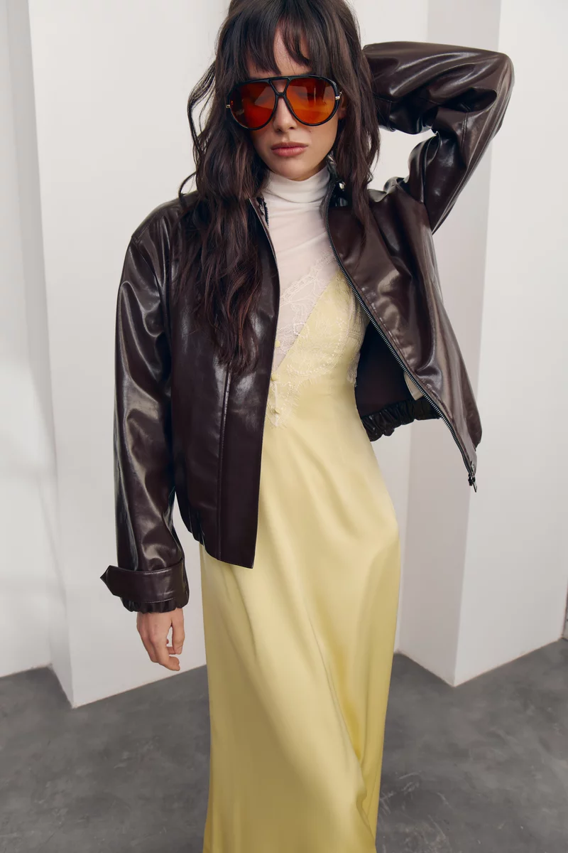 Куртка з екошкіри у шоколадному відтінку