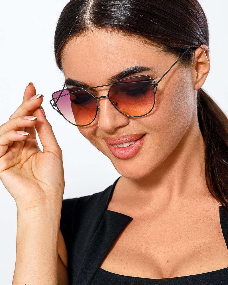 

Металлические солнцезащитные очки