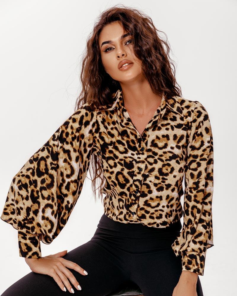 

Блуза-рубашка в леопардовый принт