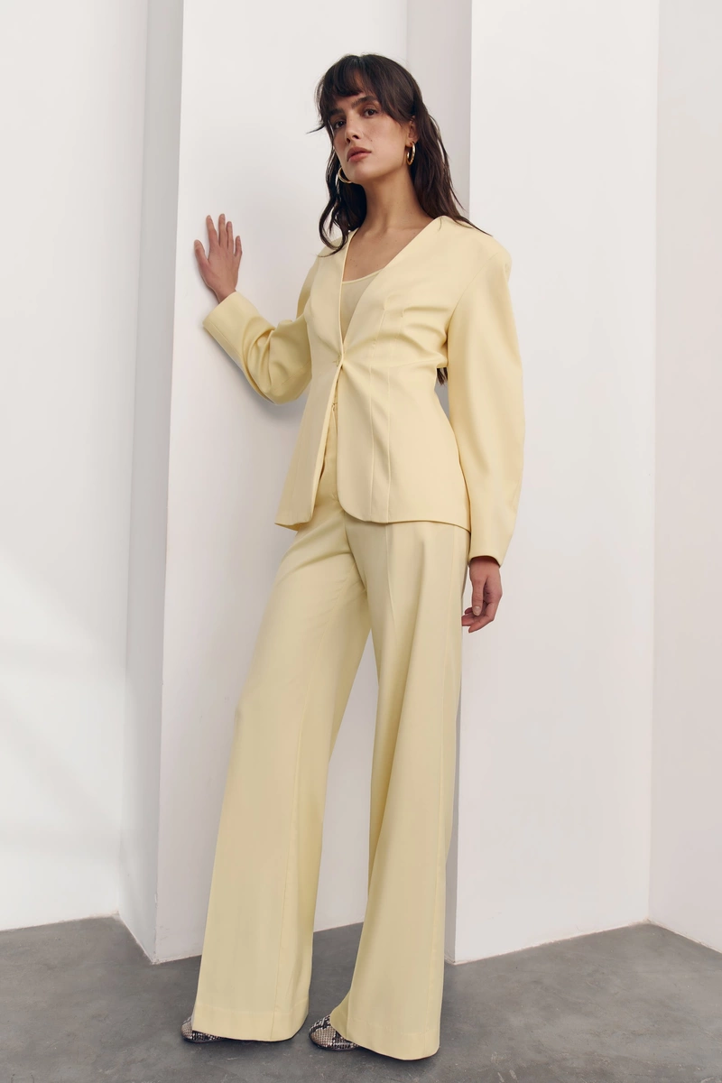 Spring look from Gepur stylists