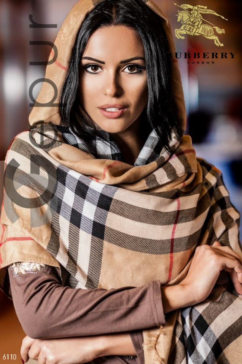 Теплый палантин "Burberry" фотографія 1