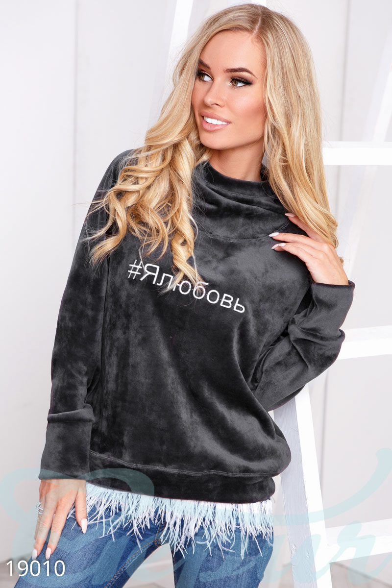 Толстовка с декором photo 1