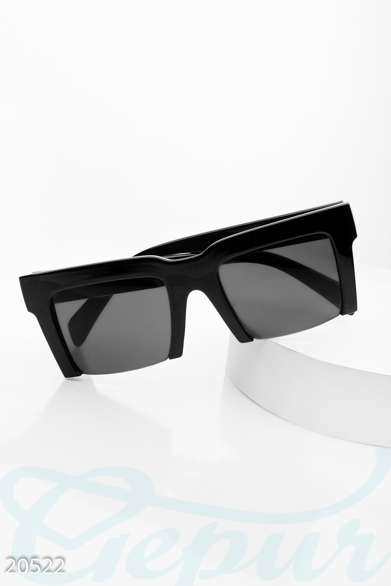 Квадратные солнцезащитные очки фотографія 1
