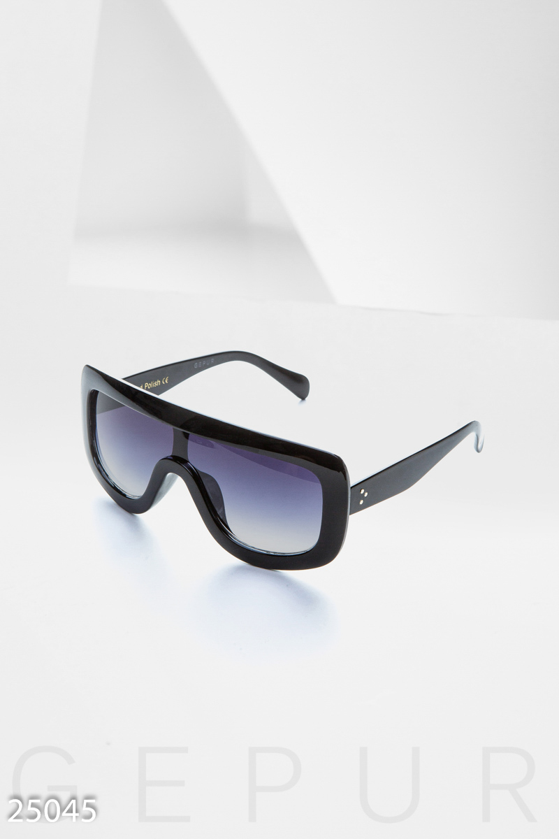 Квадратные солнцезащитные очки photo 1