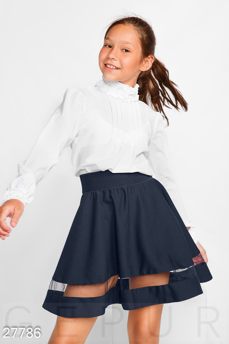 Праздничная школьная блуза фотография 1