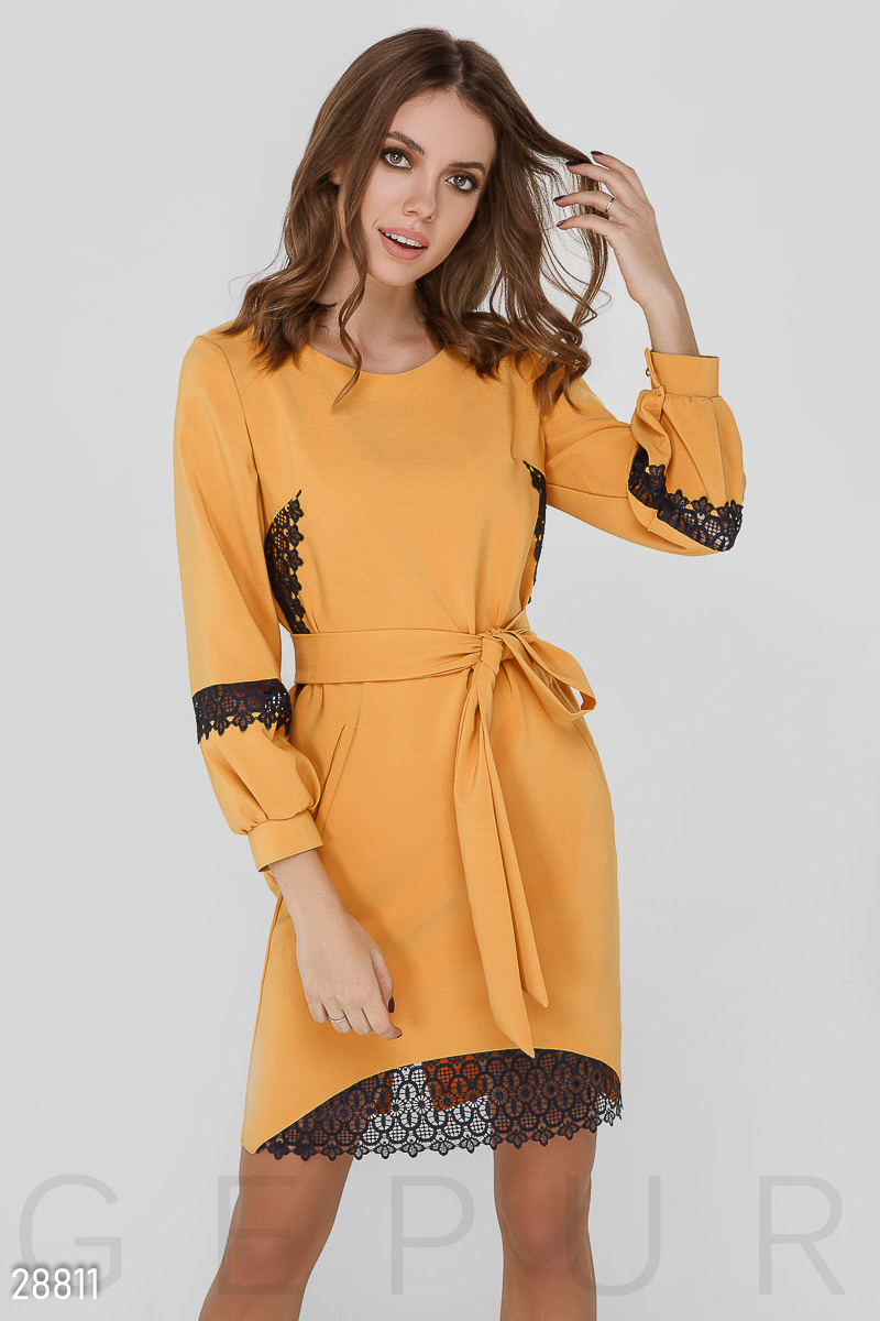 Платье с кружевом Желтый 28811