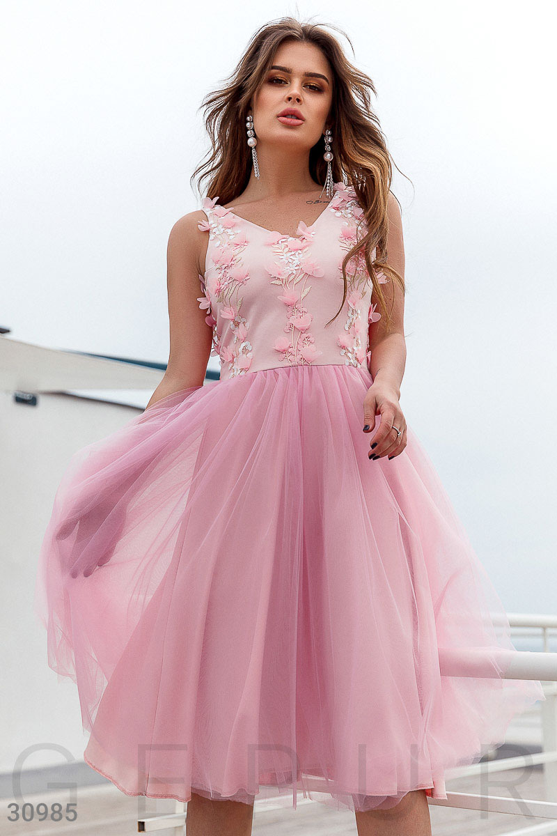 Платье с цветочным декором фотография 1