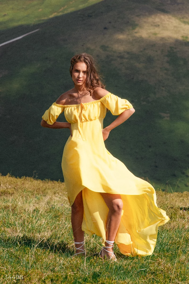 Желтое асимметричное платье фотография 1