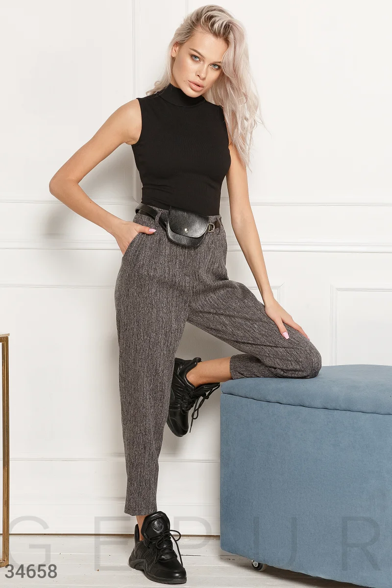 Cropped trousers with bag photo 1