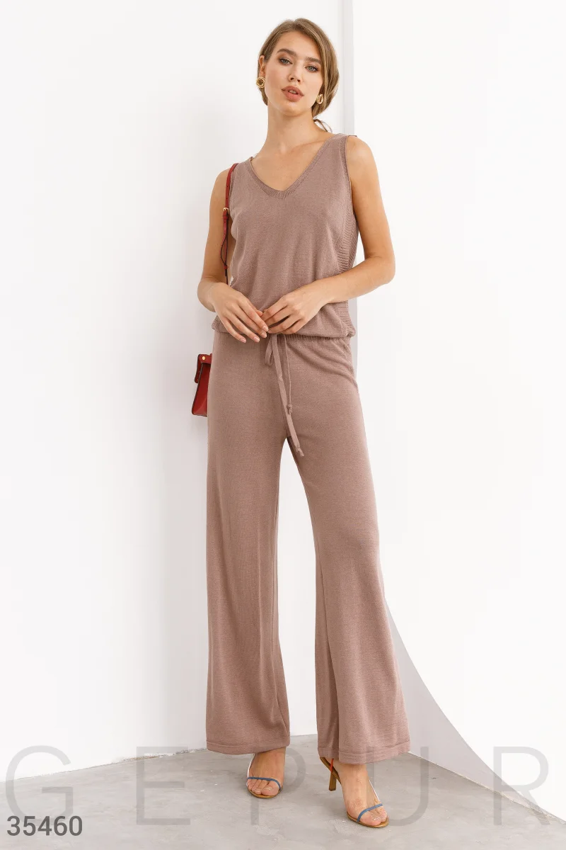 Straight fit knitted trousers photo 1