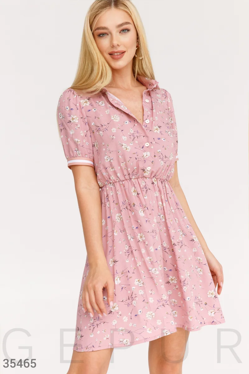 Розовое платье с актуальным кроем photo 1