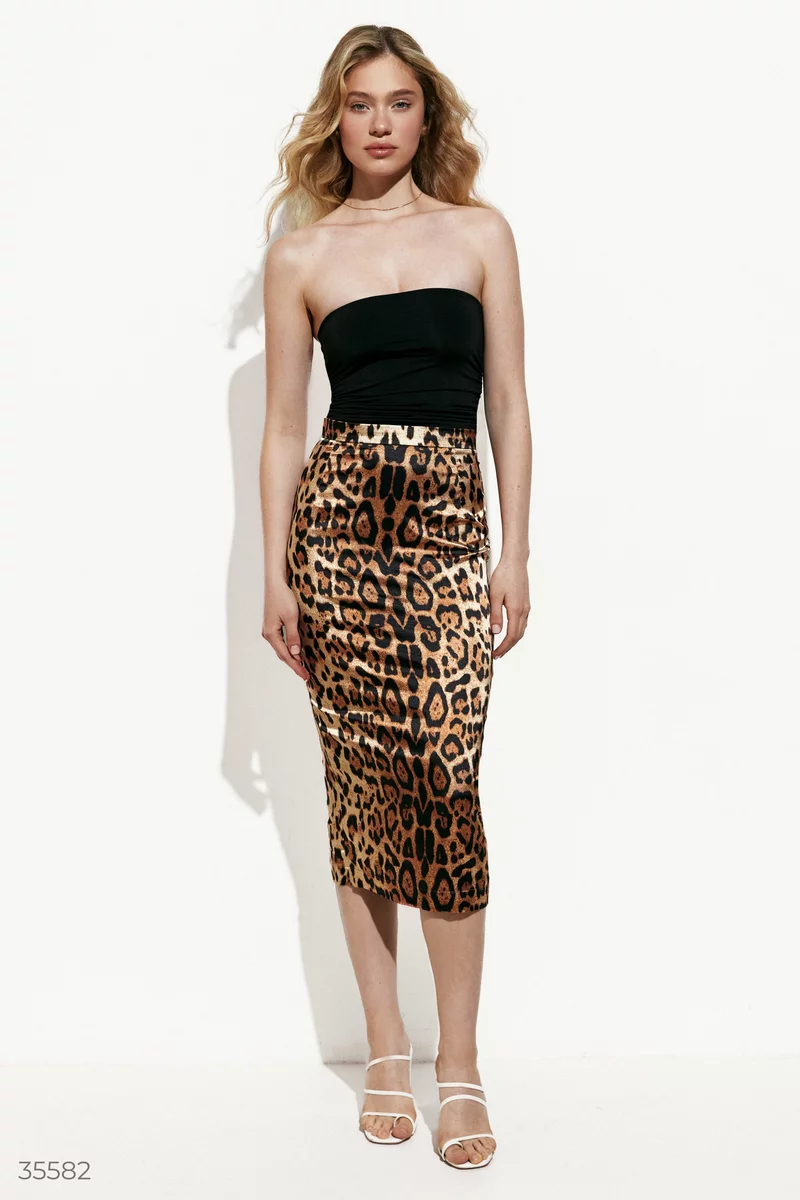 Сатиновая юбка миди с леопардовым принтом фотография 1