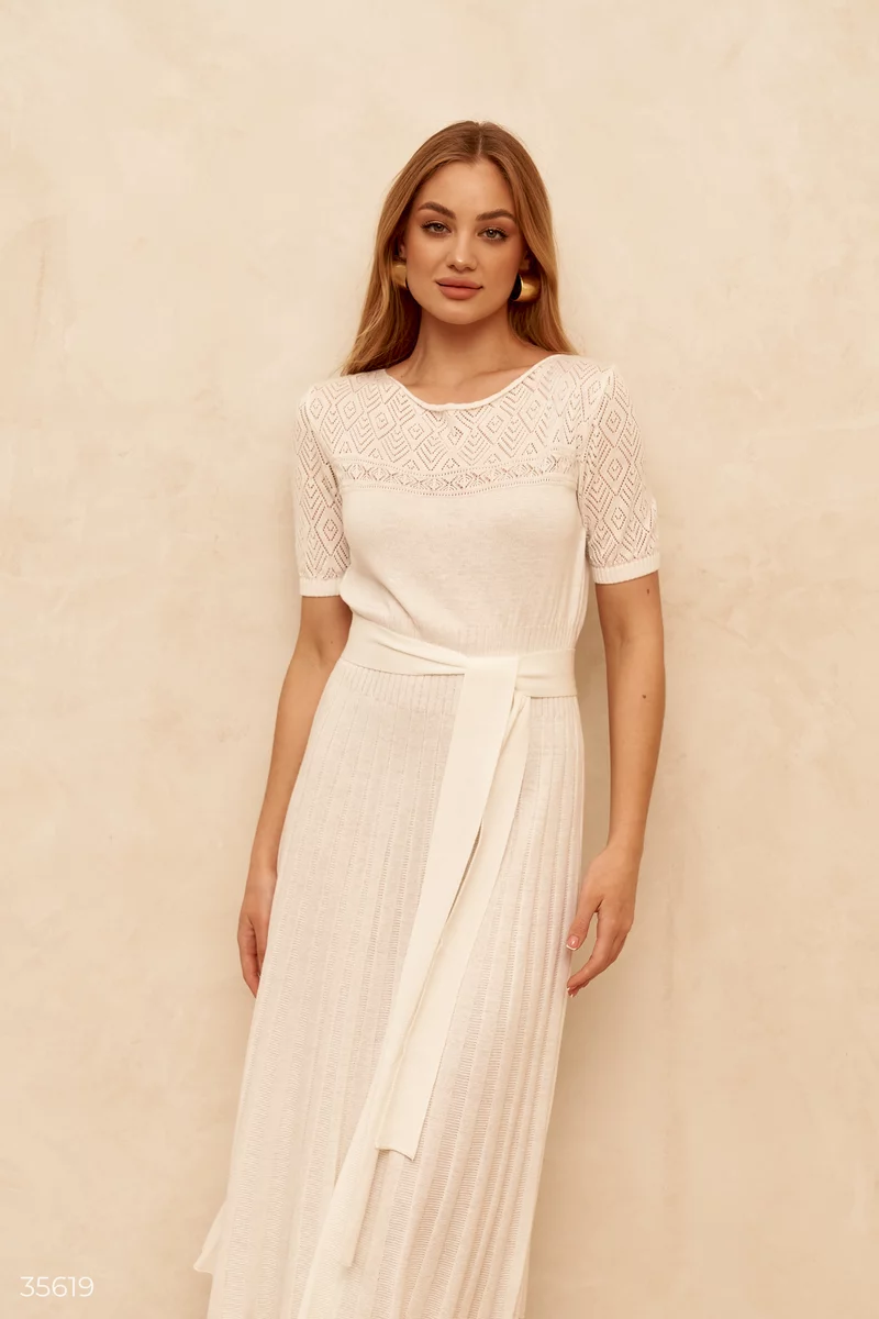 Knitted white dress with openwork yoke photo 4