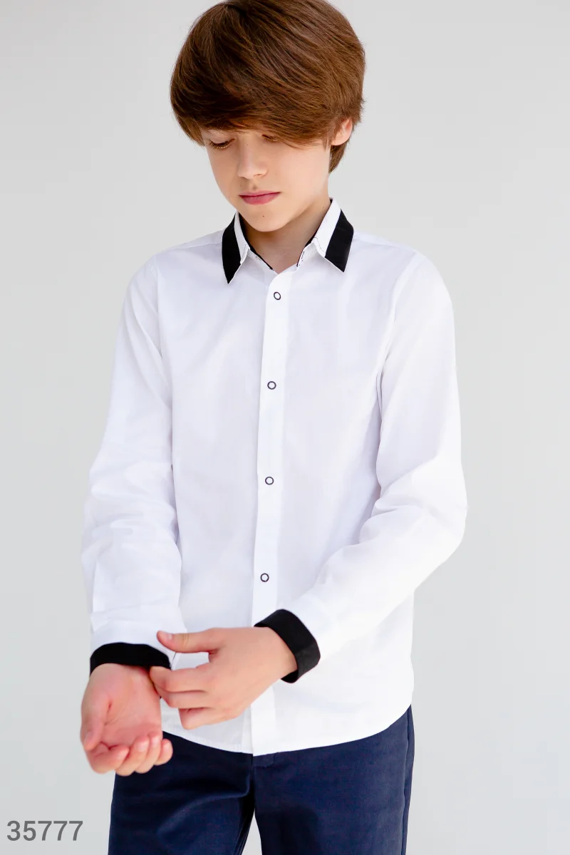 Белая рубашка классического кроя для мальчика photo 1