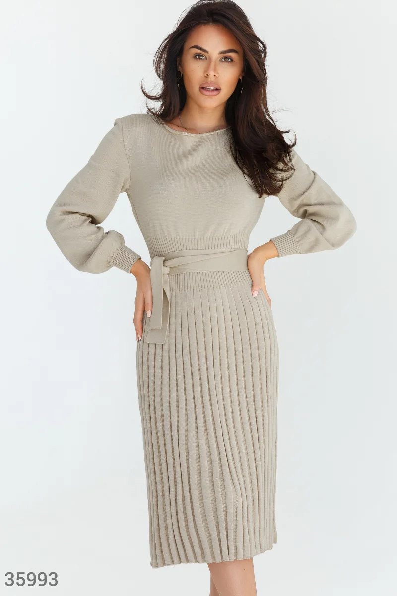 Beige knitted midi dress with pleated bottom photo 2