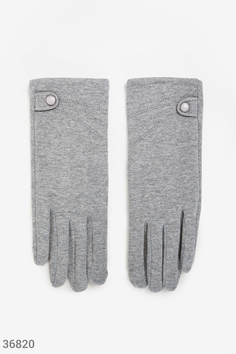 

Теплые перчатки серого цвета