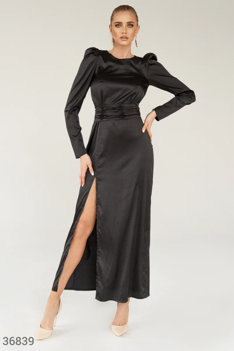 Черное платье с высоким разрезом фотография 1