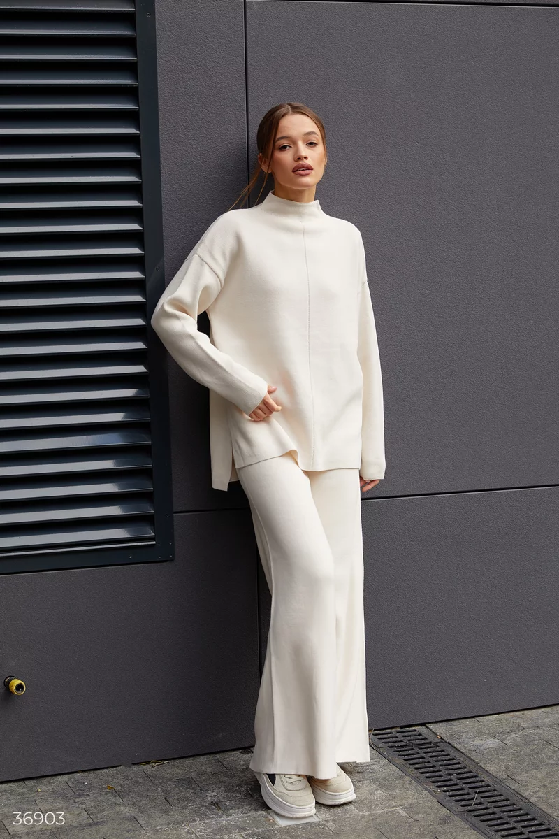 Oversize suit with wide trousers photo 1