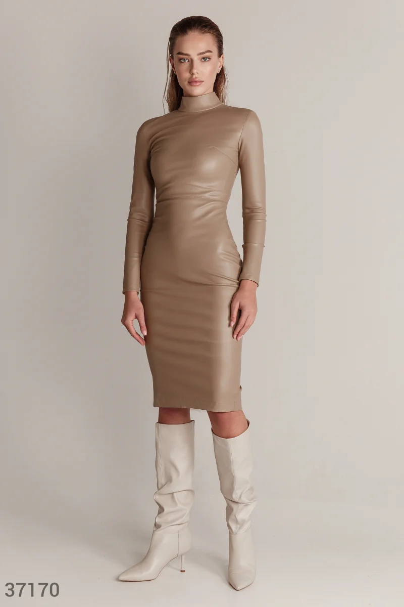 Fitted leather dress photo 2