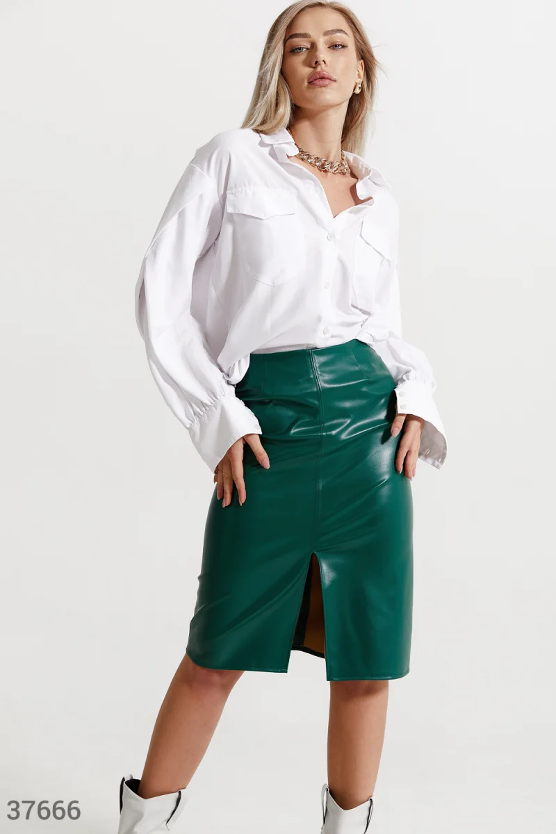 Oasis green hotsell faux leather skirt