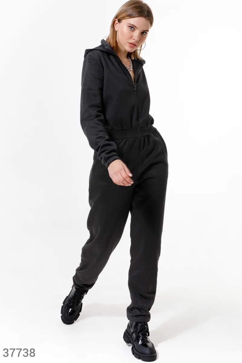 Stylish jumpsuit with a zipper photo 1