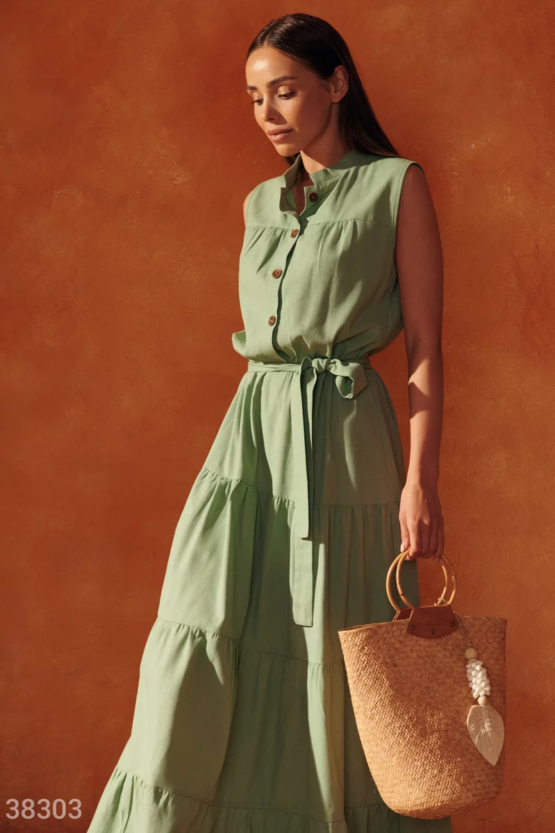 Льняное платье-макси зеленого оттенка фотографія 1