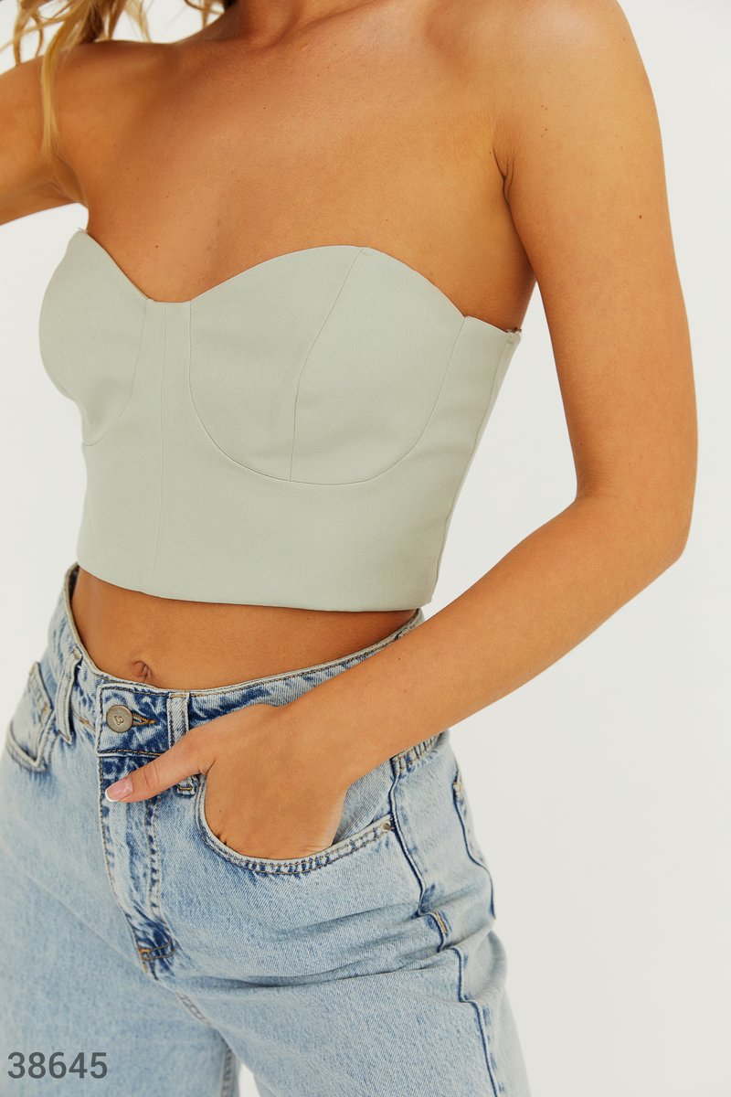 Crop top with scalloped neckline