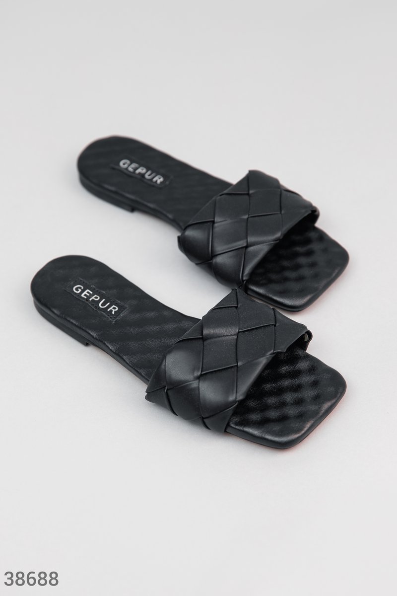 Genuine leather slippers