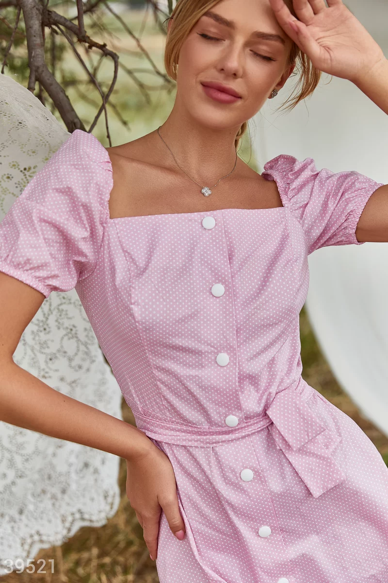 Романтичное платье нежно-розового оттенка фотография 1