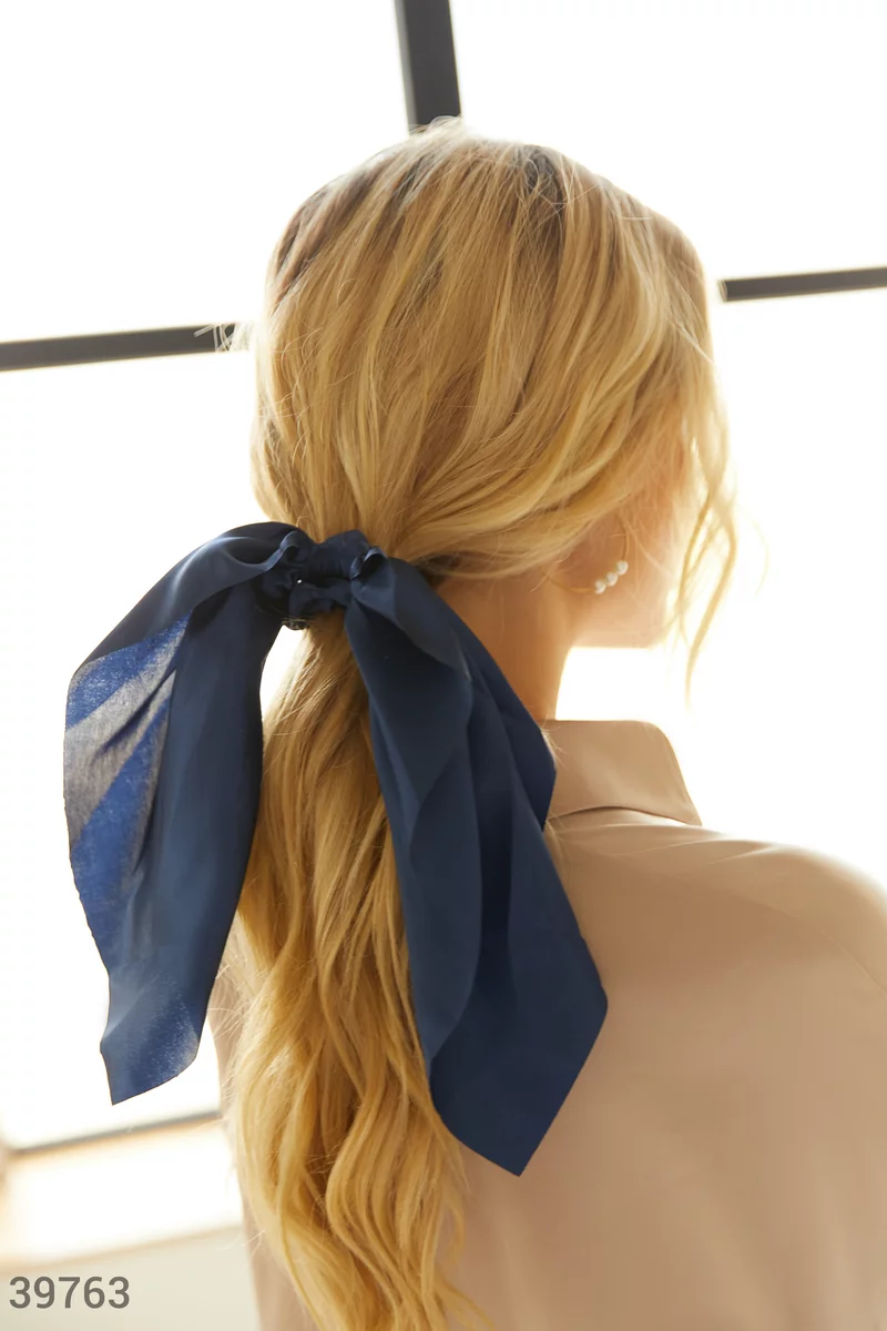 Elastic band with blue ribbons photo 1