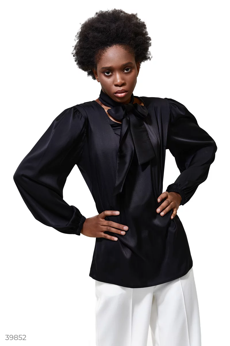 Black silk blouse photo 3