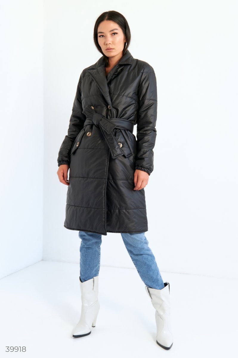 Стильное черное пальто с поясом