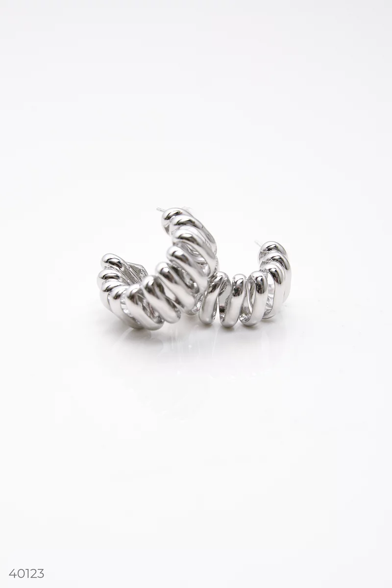 Silver earrings in the form of a spiral photo 1