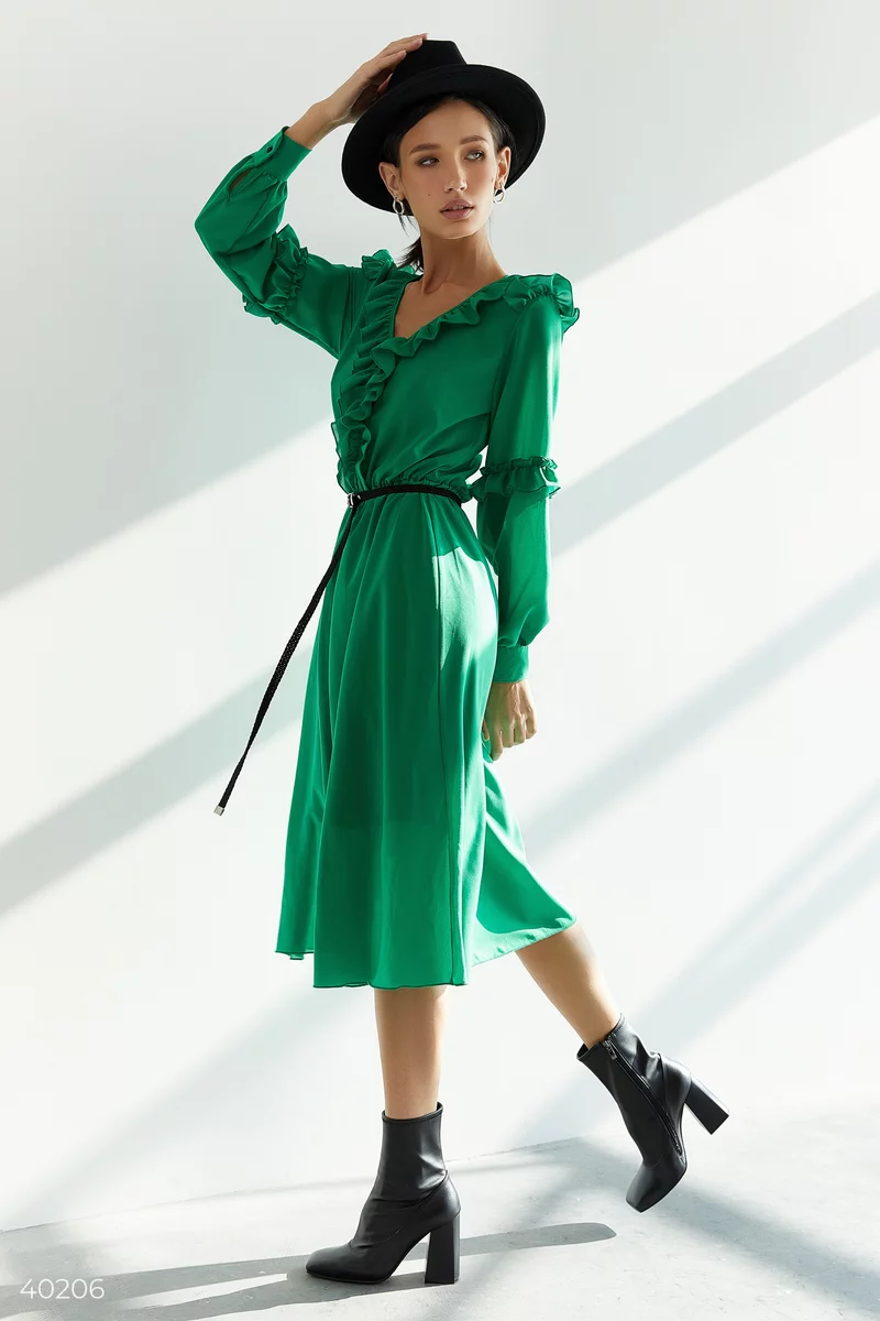 Зелена сукня міді з воланами фотографія 1