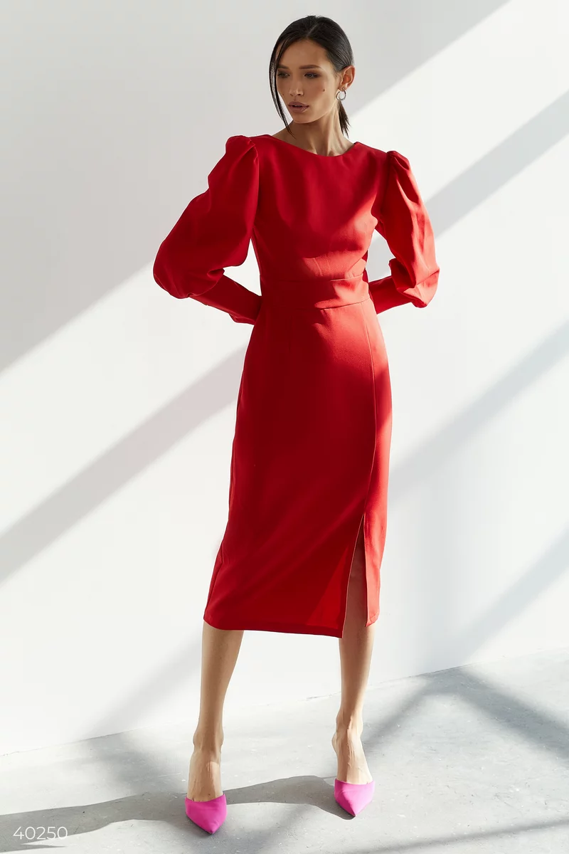 Стильное платье красного цвета фотография 1