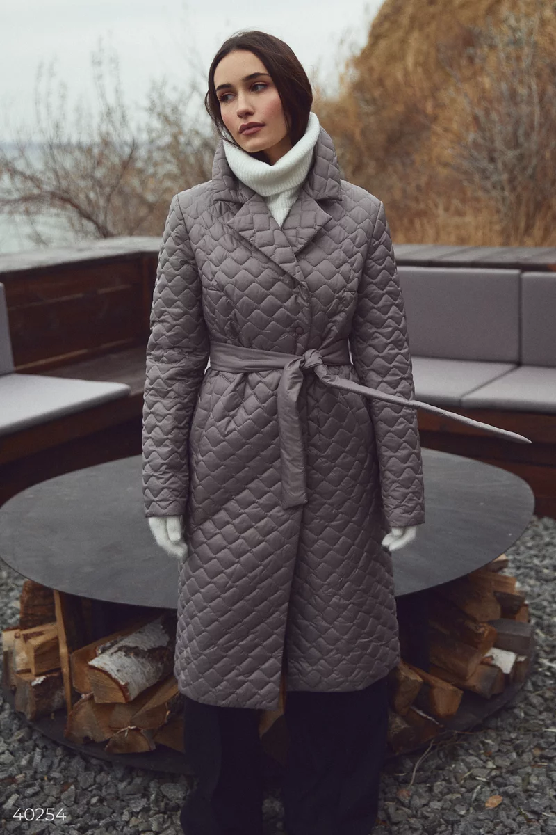 Стеганое пальто с поясом цвета мокко фотография 1
