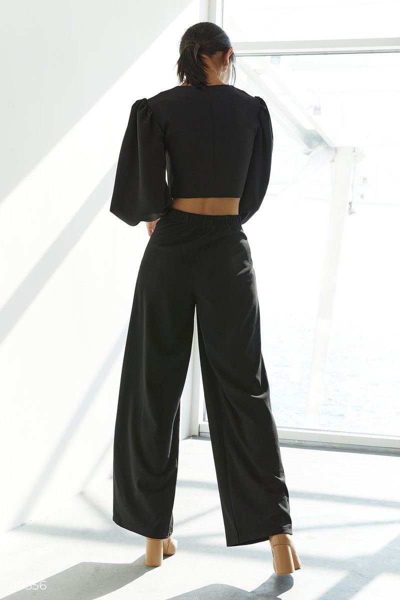 Trendy black palazzo trousers