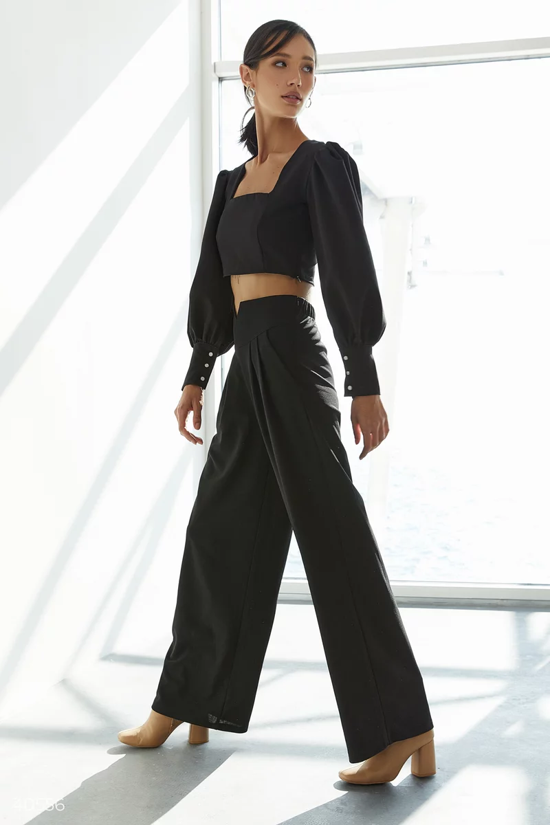 Трендові штани-палаццо чорного кольору фотографія 2