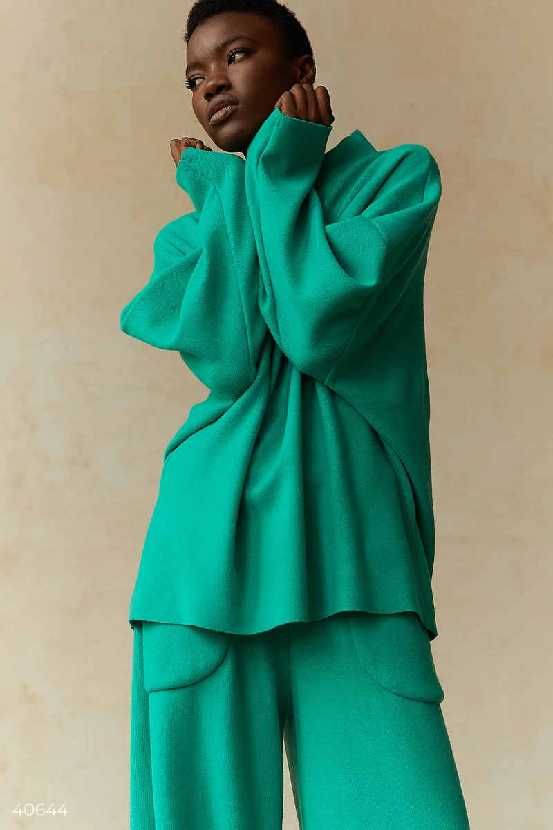 Зеленый трикотажный костюм с брюками палаццо photo 1