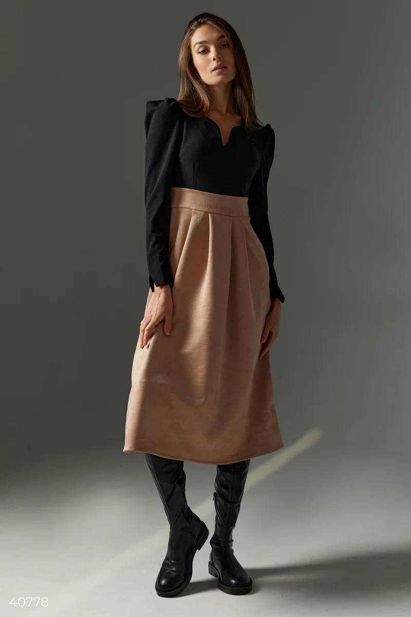 Dress with a beige eco-suede skirt photo 1