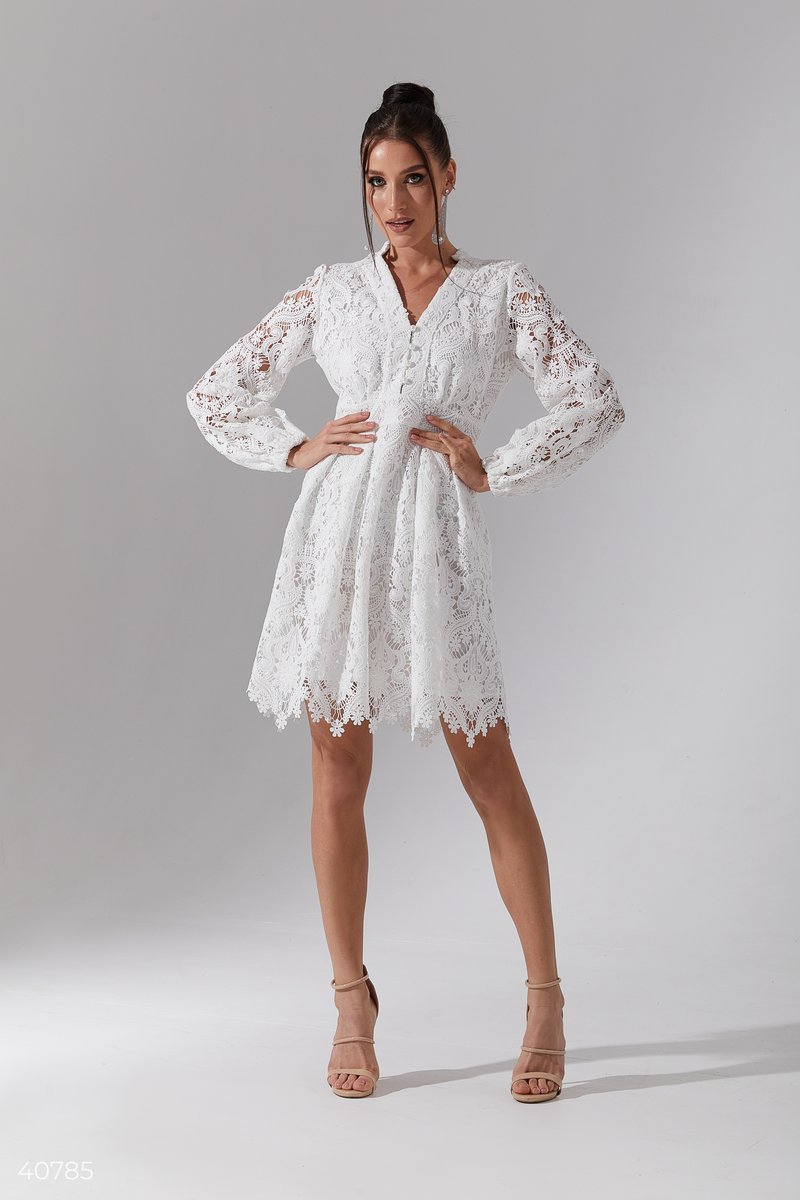 

Біла сукня міні з мережива