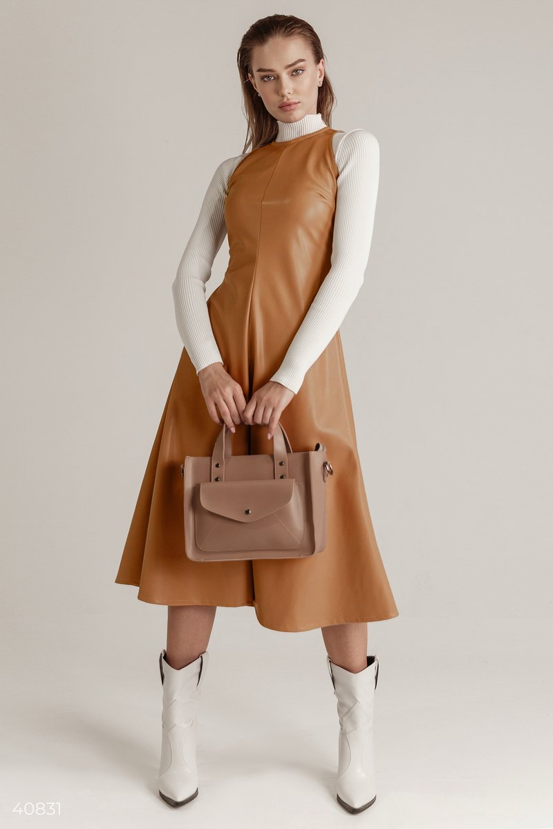 Лаконичное кожаное платье коричневого цвета Коричневый 40831