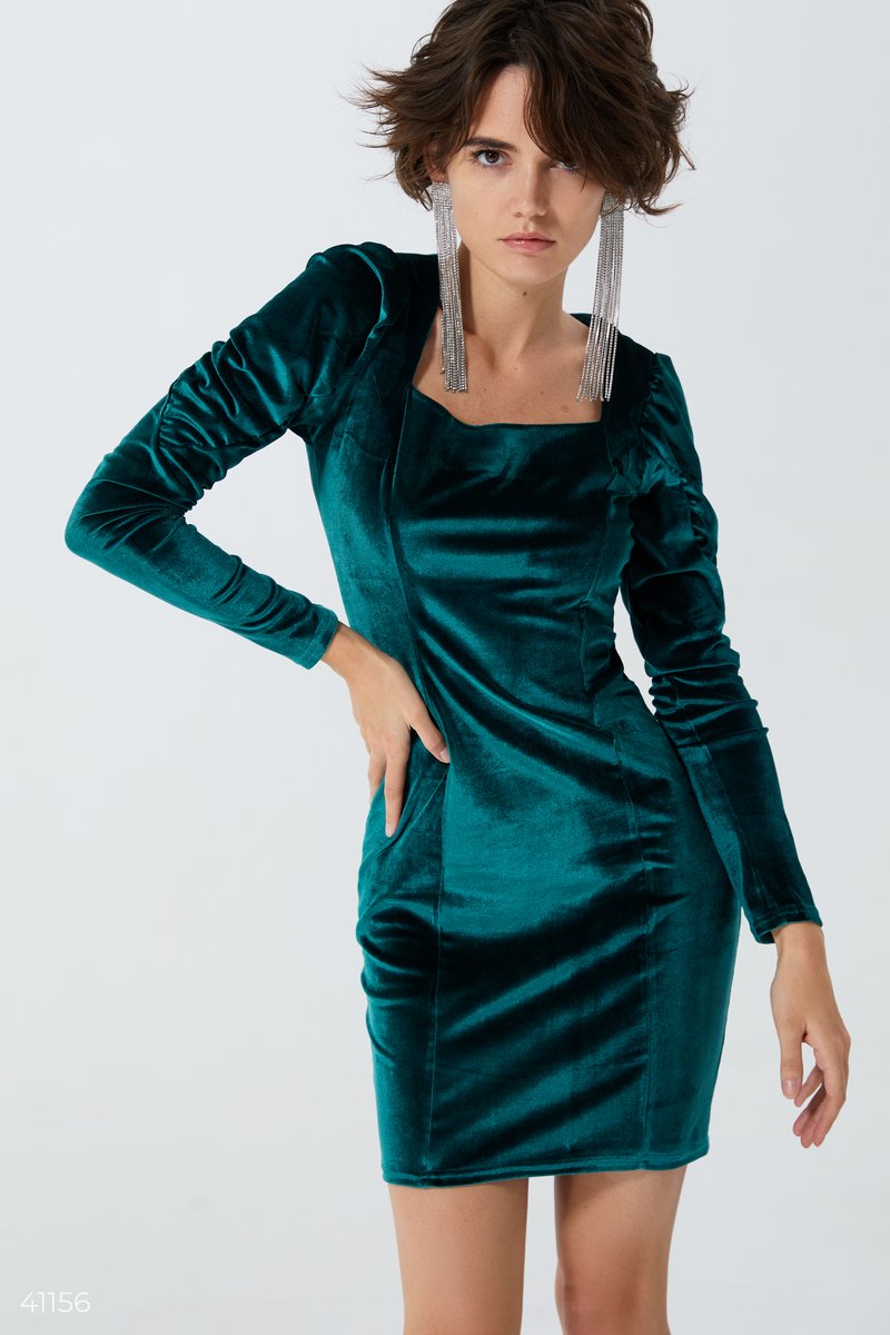 Смарагдова сукня міні з велюру