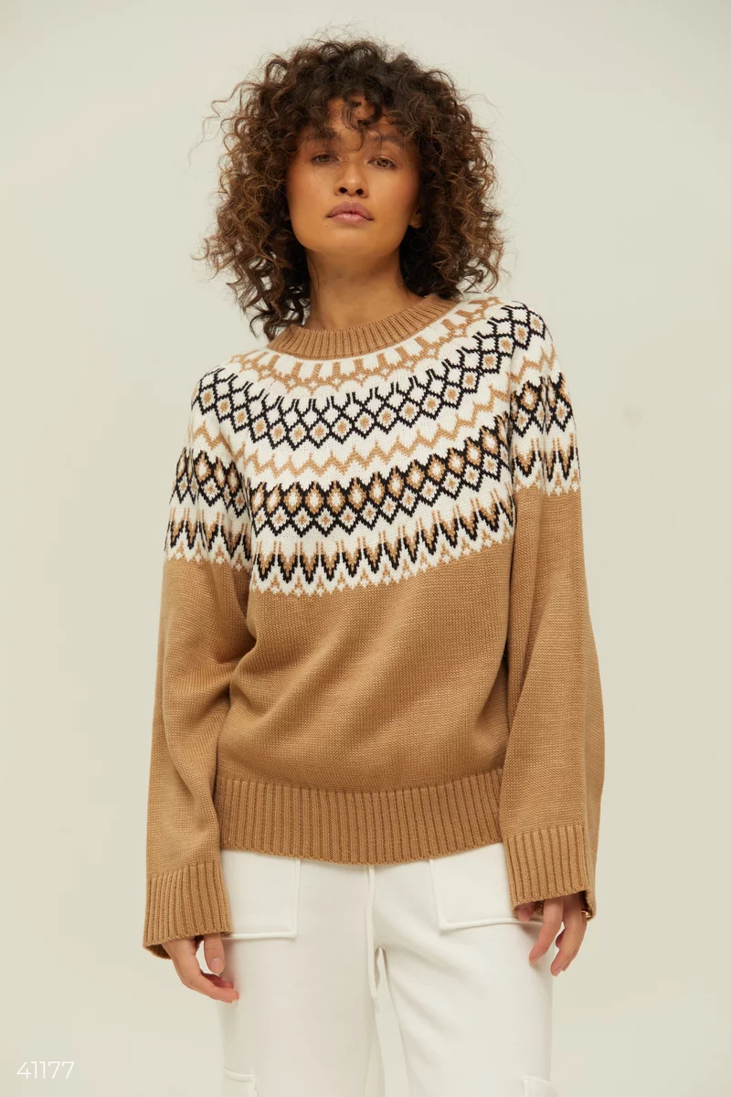 Beige patterned sweater photo 1