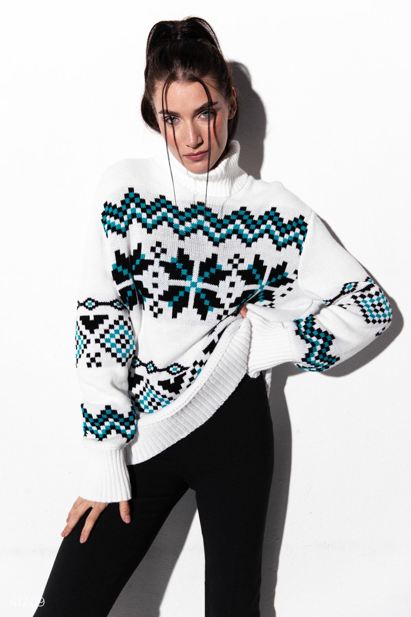 White patterned wool sweater