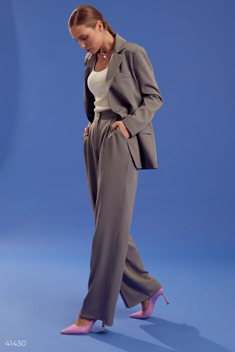 Gray suit with palazzo trousers photo 4