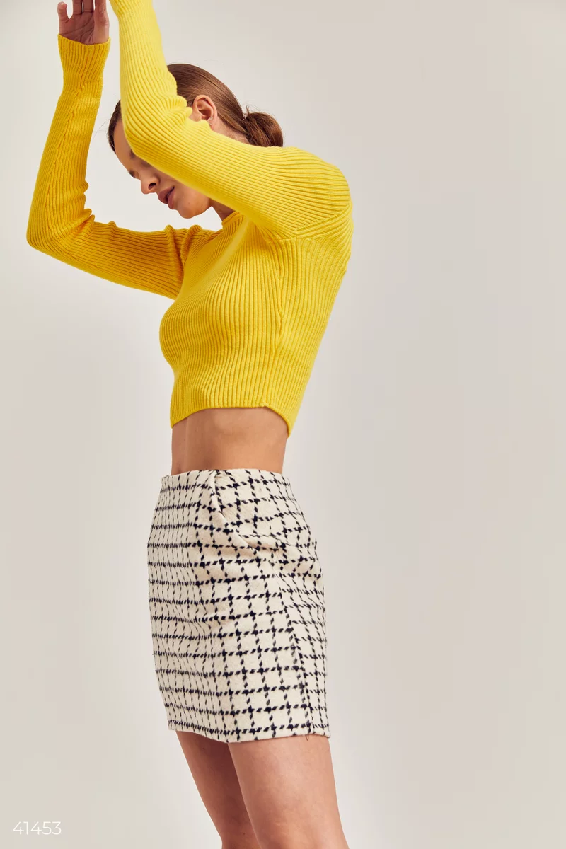 Yellow knitted top with long sleeves photo 3